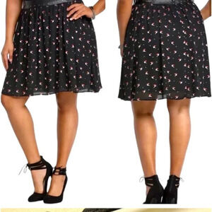 NWOT TORRID Hummingbird studded chiffon swing Pleated western skirt 28